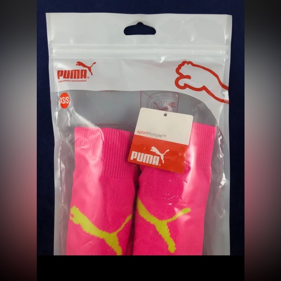 Youth Puma Closed Toe Shinguard - XS/S - Pink - PMAT3152* - Picture 2 of 5